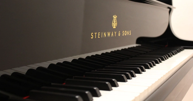 Comment jouer sur un piano Steinway quand on a pas de piano Steinway ?